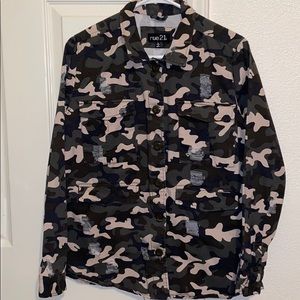 Cargo camo jacket, size Large